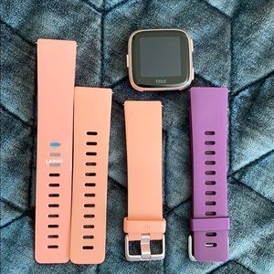 Rose Gold Fitbit Versa